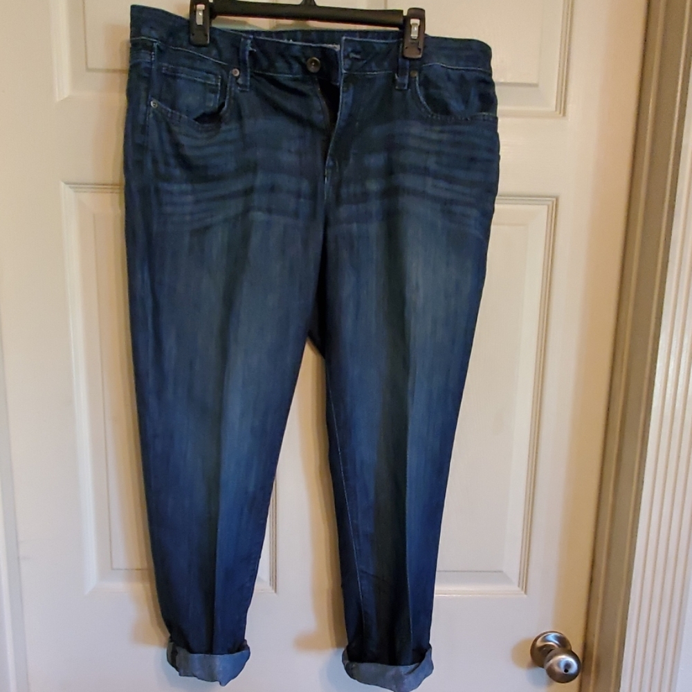 SONOMA BOYFRIEND JEANS!!